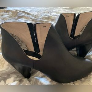 Matt bernson black booties